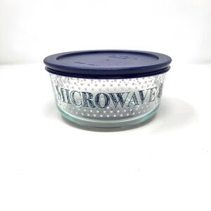 Pyrex Storage 4 Cup Microwave‎ & Chill Glass Bowl Polka Dots